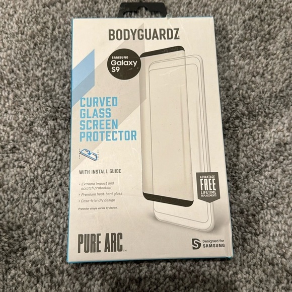 Bodyguard curved glass screen protector - Picture 1 of 2